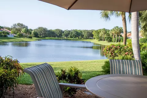 378 Kelsey Park Dr, Palm Beach Gardens, FL 33410