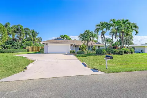 1293 SW Naomi St, Palm City, FL 34990