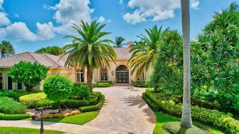 7576 Isla Verde Way, Delray Beach, FL 33446