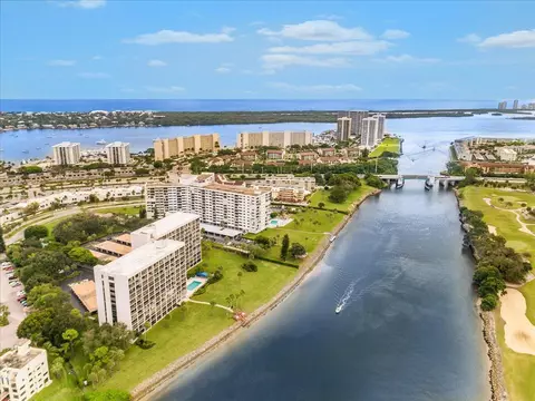 356 Golfview Rd #1105, North Palm Beach, FL 33408