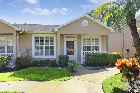 517 NW San Remo Cir, Port Saint Lucie, FL 34986