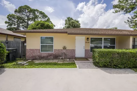 9141 E Highland Pines Dr, Palm Beach Gardens, FL 33418