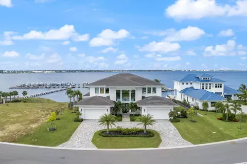 1291 NE Langford Ln, Jensen Beach, FL 34957