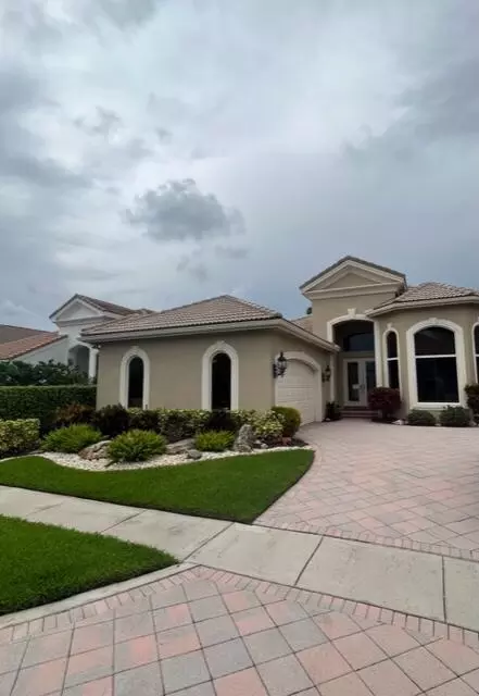 6561 NW 39th Ter, Boca Raton, FL 33496