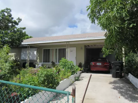 813 S B St, Lake Worth, FL 33460