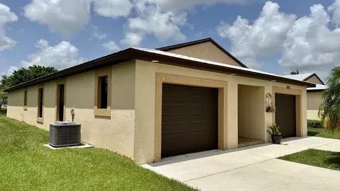 6471 Alemendra St, Fort Pierce, FL 34951