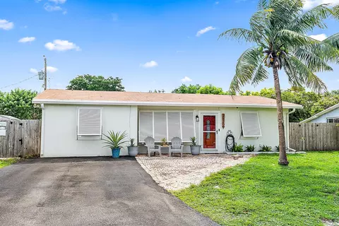2620 NE 9th Ter, Pompano Beach, FL 33064