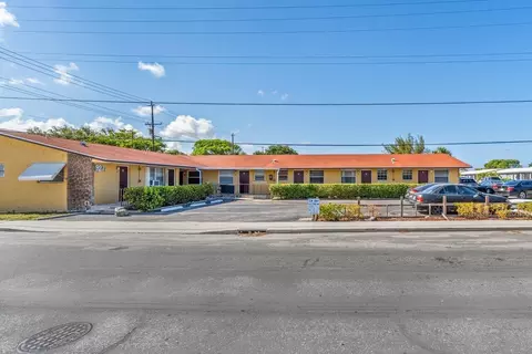 927 S G St #7, Lake Worth, FL 33460