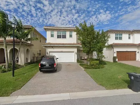 4954 Navali Dr, Lake Worth, FL 33467