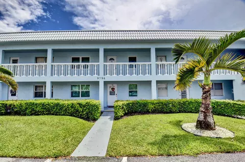 9796 Marina Blvd #214, Boca Raton, FL 33428