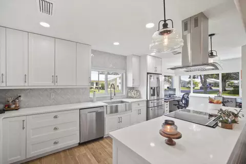 22060 Brentwood Cir, Boca Raton, FL 33433
