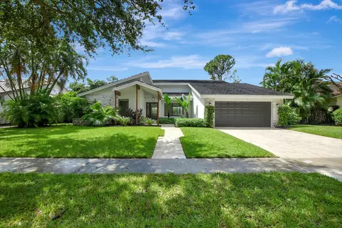 2632 NW 42nd St, Boca Raton, FL 33434