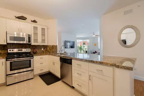 804 E Windward Way #512, Lantana, FL 33462