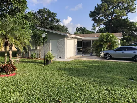 546 SW Natura Ave, Deerfield Beach, FL 33441