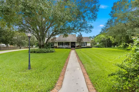 10661 Orange Ave, Fort Pierce, FL 34945