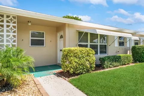 255 High Point Ct #B, Boynton Beach, FL 33435