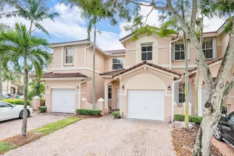 12532 SW 125 St, Miami, FL 33186