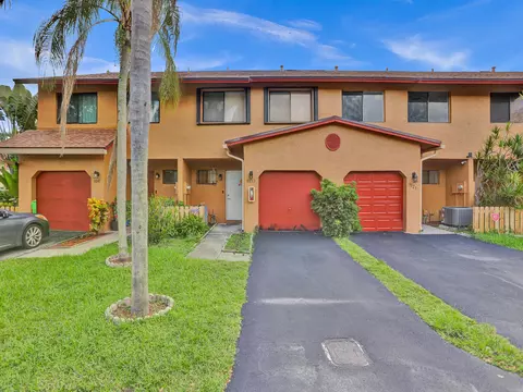 8033 NW 29 St, Sunrise, FL 33322