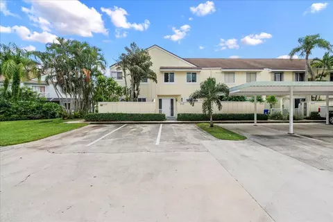 6175 Riverwalk Ln #5, Jupiter, FL 33458