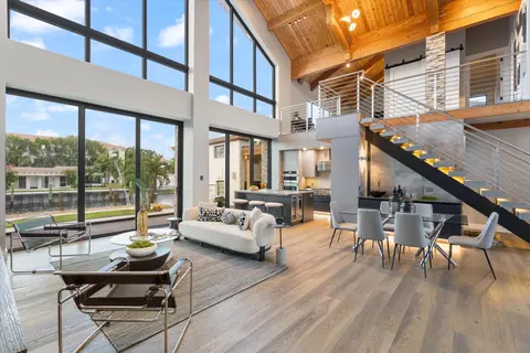 913 Turner Rd, Delray Beach, FL 33483