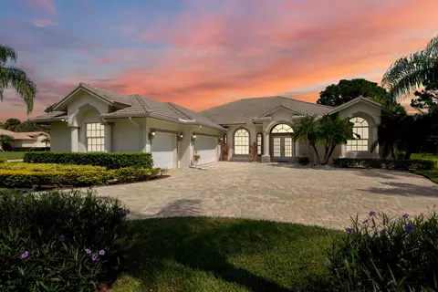 9420 Bunting Ln, Fort Pierce, FL 34951