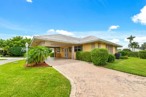 343 Yorktowne Cir, Atlantis, FL 33462