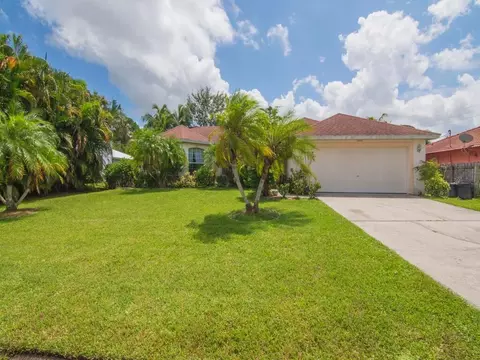 1686 SW Mercedes Ave, Port Saint Lucie, FL 34953