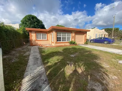 3729 Lambert Ave, West Palm Beach, FL 33405