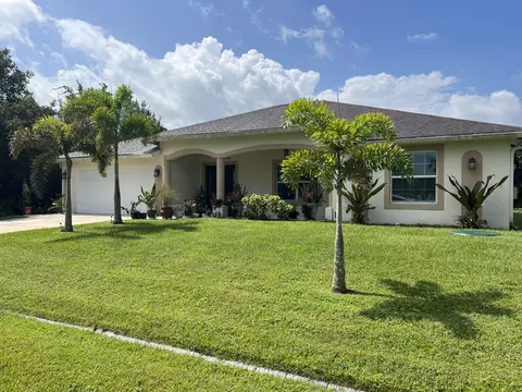 6220 NW Sayers Ave, Port Saint Lucie, FL 34983