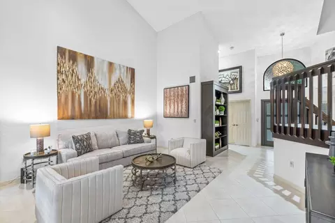 5118 Windsor Parke Dr, Boca Raton, FL 33496