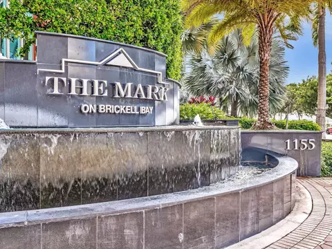 1155 Brickell Bay Dr #1510, Miami, FL 33131