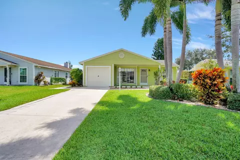9030 Chrysanthemum Dr, Boynton Beach, FL 33472