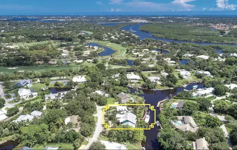 5127 SW Anhinga Ave, Palm City, FL 34990