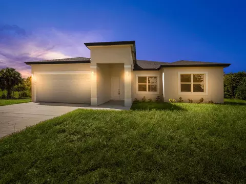 7284 NE 2nd St, Okeechobee, FL 34974