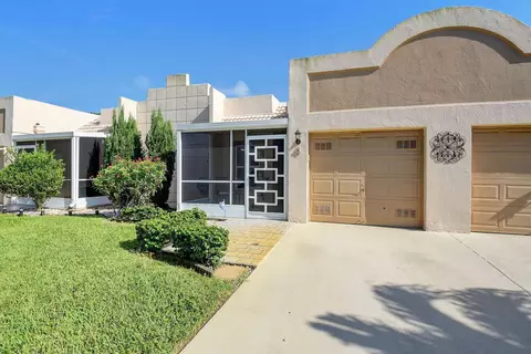 9111 Tracy Ct #4, Boca Raton, FL 33496