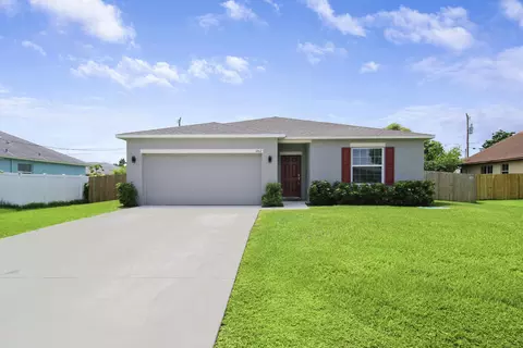 1062 SW Mccoy Ave, Port Saint Lucie, FL 34953
