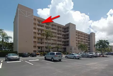 6866 Huntington Ln #802, Delray Beach, FL 33446