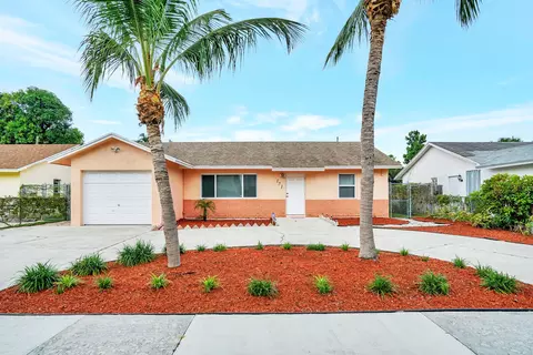 171 NE 26th Ave, Boynton Beach, FL 33435
