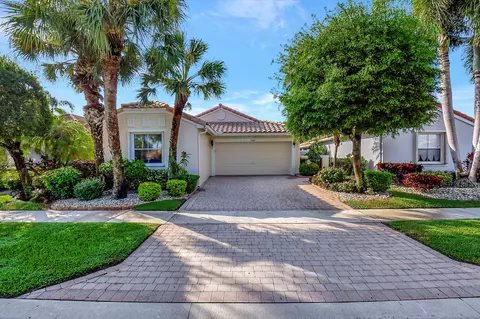 7290 Granville Ave, Boynton Beach, FL 33437