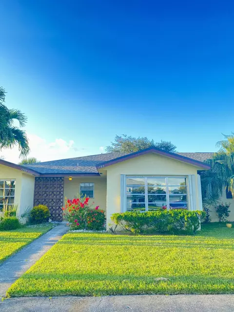 1782 Lakefront Blvd #B, Fort Pierce, FL 34982