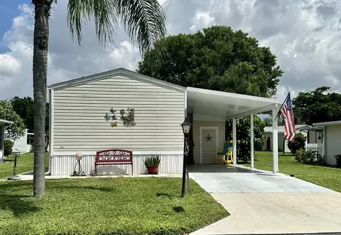 20895 Sunrise Dr, Boca Raton, FL 33433