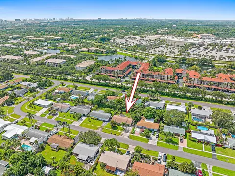 3220 Bermuda Rd, Palm Beach Gardens, FL 33410