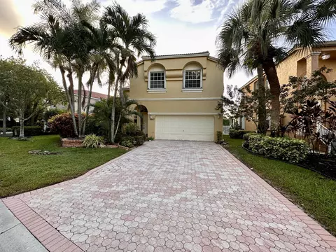 4867 NW 115th Ave, Coral Springs, FL 33076