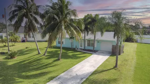 2721 SW Tolley Ct, Port Saint Lucie, FL 34953