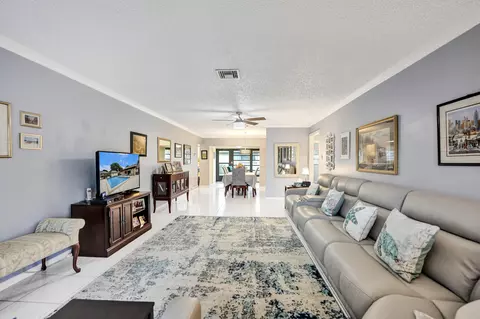 4752 Storkwood Way #B, Boynton Beach, FL 33436