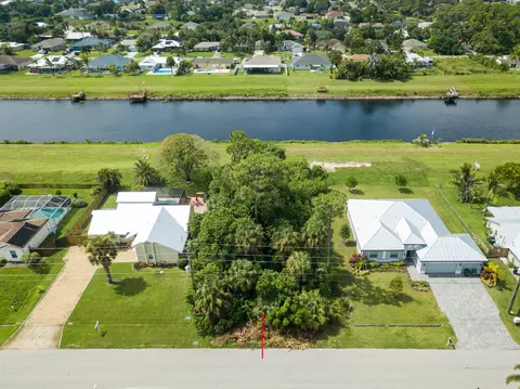 974 SW Sultan Dr, Port Saint Lucie, FL 34953