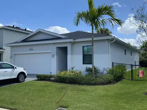 6052 Stonecrest Ct, West Palm Beach, FL 33415