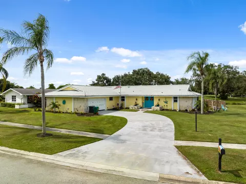 1851 SErwin Rd, Port Saint Lucie, FL 34952
