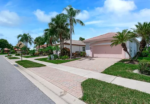 8139 Bellafiore Way, Boynton Beach, FL 33472