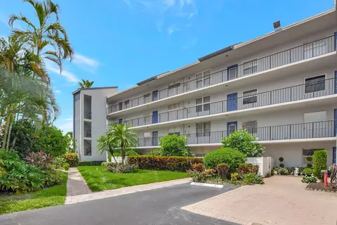 6650 S Oriole Blvd #2030, Delray Beach, FL 33446